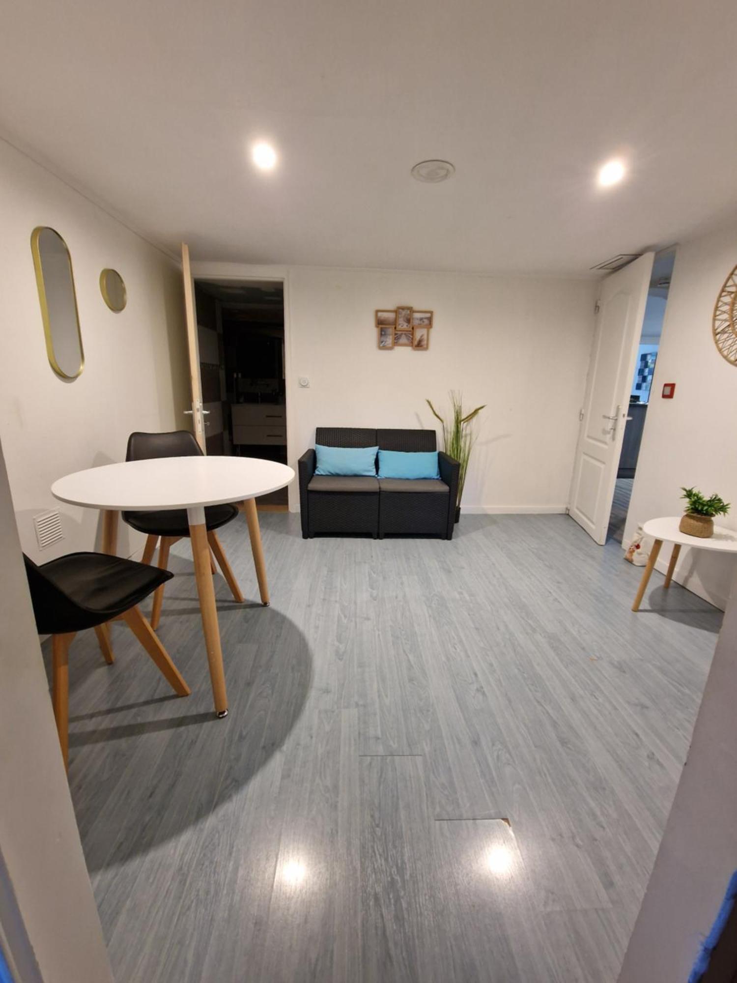 Chambre Chez L Habitant Petit Dejeuner Compris Frejus Exterior photo